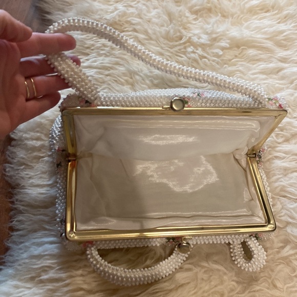 Vintage Beaded Mid-Century Handbag White & Pink Floral Handbag EUC OS - Picture 4 of 5